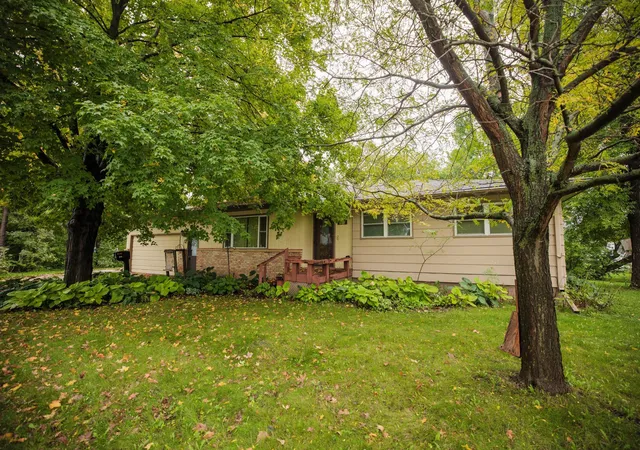 Photo 3 of Single family home for sale at 315 W 10th Street, Morris, MN 56267 | MLS# 7150770 | Listing updated on 2026-10-02