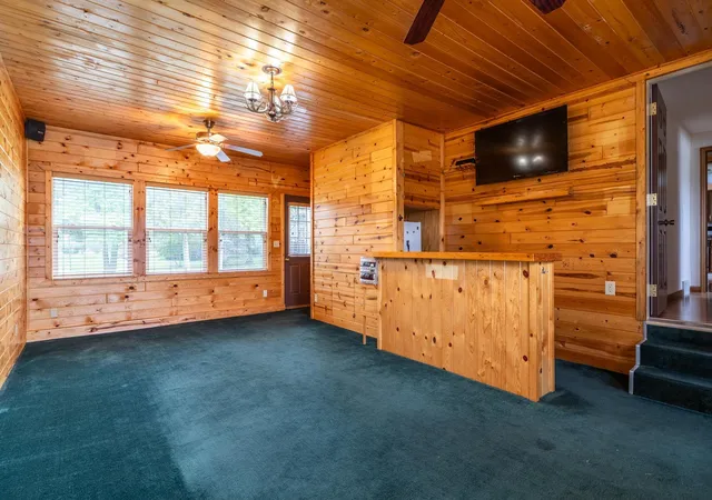 Photo 2 of Single family home for sale at 402 Toupin St, Oklee, MN 56742 | MLS# 7150771 | Listing updated on 2026-09-26
