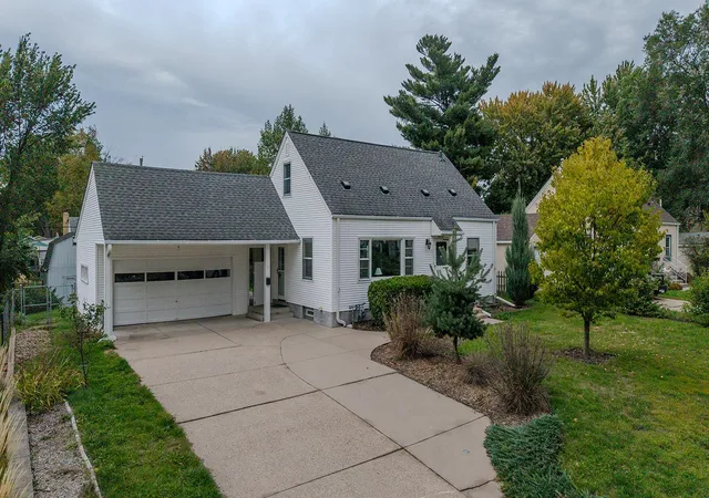 Single family home for sale at 6938 5th Avenue S, Minneapolis, MN 55423 | MLS# 7150773