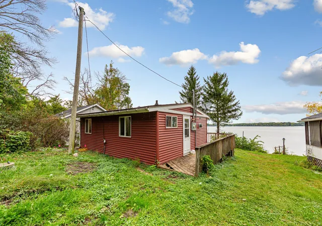 Photo 1 of Single family home for sale at 16636 Shady Oak Ln, Waterville, MN 56096 | MLS# 7150784 | Listing updated on 2026-10-29
