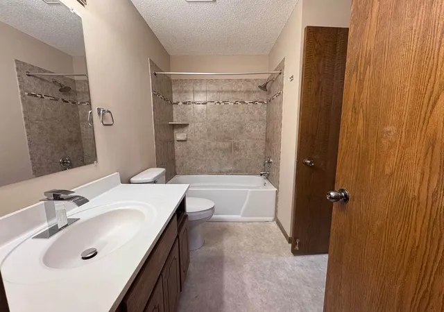 Photo 3 of Townhouse for sale at 5417 Angeline Ave N, Minneapolis, MN 55429 | MLS# 7150786 | Listing updated on 2026-09-30
