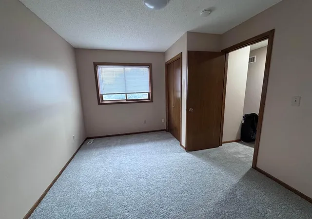 Photo 3 of Townhouse for sale at 5417 Angeline Ave N, Minneapolis, MN 55429 | MLS# 7150786 | Listing updated on 2026-09-30