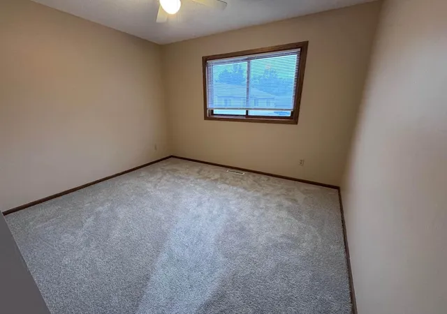 Photo 4 of Townhouse for sale at 5417 Angeline Ave N, Minneapolis, MN 55429 | MLS# 7150786 | Listing updated on 2026-09-30