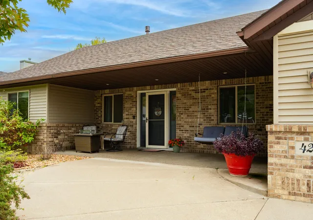 Photo 2 of Single family home for sale at 426 Maple Dr, Foley, MN 56329 | MLS# 7150787 | Listing updated on 2026-10-07
