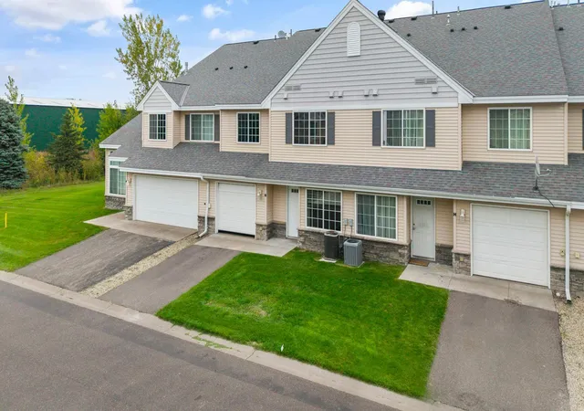 Photo 1 of Single family home for sale at 315 Roosevelt St S #G, Cambridge, MN 55008 | MLS# 7150793 | Listing updated on 2026-09-28