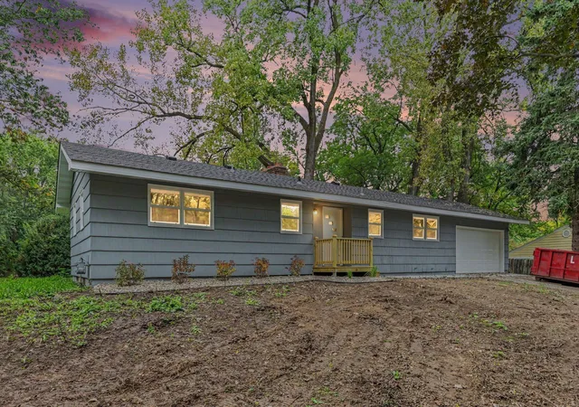 Photo 1 of Single family home for sale at 4040 Merriam Rd, Hopkins, MN 55305 | MLS# 7150798 | Listing updated on 2026-10-10