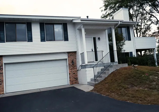 Photo 1 of Single family home for sale at 3837 Heather Dr, Saint Paul, MN 55122 | MLS# 7150805 | Listing updated on 2026-09-30