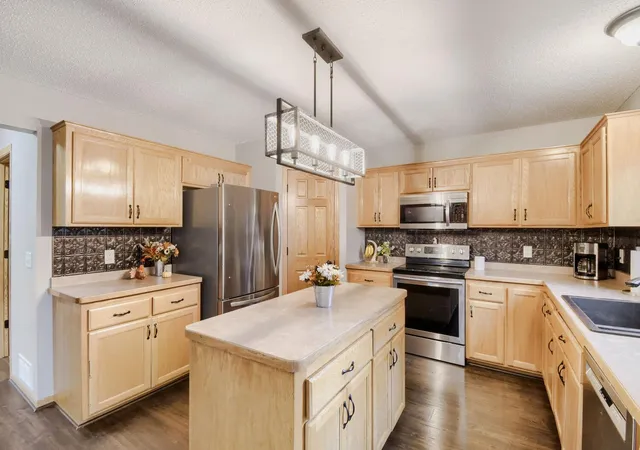 Photo 1 of Single family home for sale at 752 Melville Cir, Hastings, MN 55033 | MLS# 7150811 | Listing updated on 2026-10-03