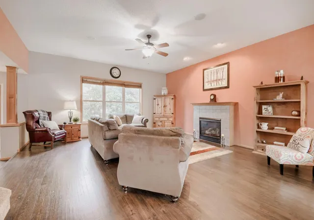 Photo 4 of Single family home for sale at 752 Melville Cir, Hastings, MN 55033 | MLS# 7150811 | Listing updated on 2026-10-03