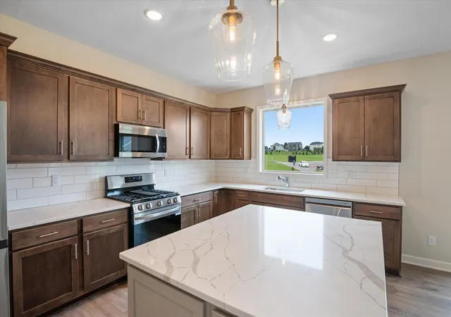 Photo 3 of Single family home for sale at 8082 180th Street W, Lakeville, MN 55044 | MLS# 7150812 | Listing updated on 2026-10-08