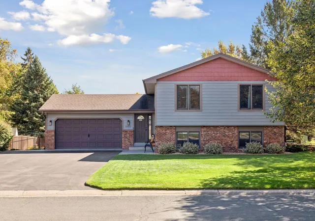 Single family home for sale at 13323 Inglewood Ave, Savage, MN 55378 | MLS# 7150823