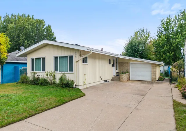 Photo 3 of Sale Pending at 1279 Smith Ave S, Saint Paul, MN 55118 | MLS# 7150828 | Listing updated on 2026-10-05