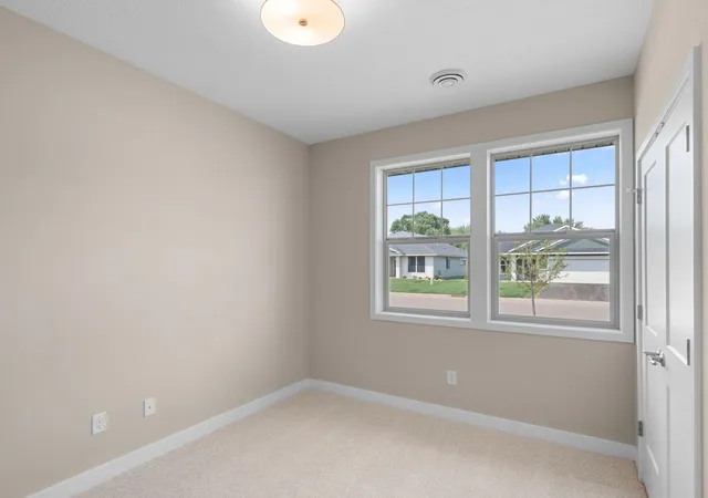 Photo 3 of Single family home for sale at 17714 Everest Ave, Lakeville, MN 55044 | MLS# 7150835 | Listing updated on 2026-10-09