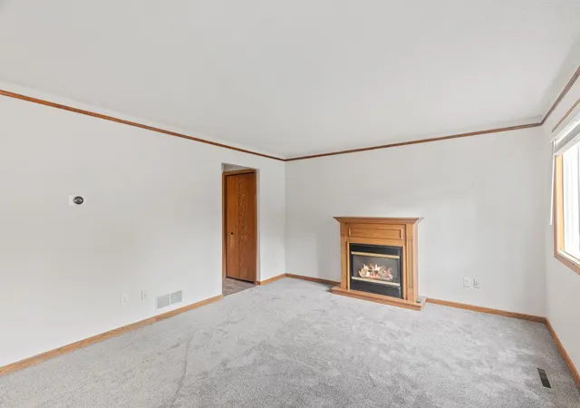 Photo 4 of Single family home for sale at 14360 Princeton Ave, Savage, MN 55378 | MLS# 7150836 | Listing updated on 2026-10-05