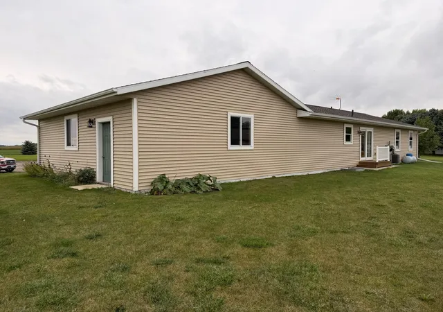 Photo 4 of Single family home for sale at 101 8th Street S, Hoffman, MN 56339 | MLS# 7150845 | Listing updated on 2026-10-07