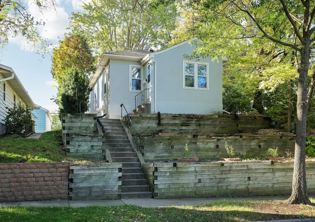 Photo 2 of Single family home for sale at 1322 Reaney Ave, Saint Paul, MN 55106 | MLS# 7150858 | Listing updated on 2026-10-08