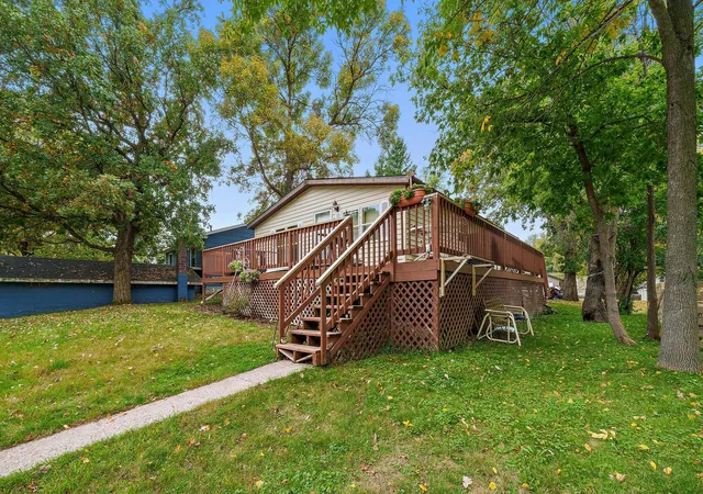 Photo 2 of Single family home for sale at 612 Temple St, Alexandria, MN 56308 | MLS# 7150860 | Listing updated on 2026-10-06