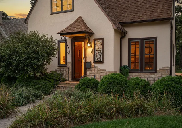 Photo 2 of Single family home for sale at 1100 8th Avenue Nw, Austin, MN 55912 | MLS# 7150867 | Listing updated on 2026-10-04
