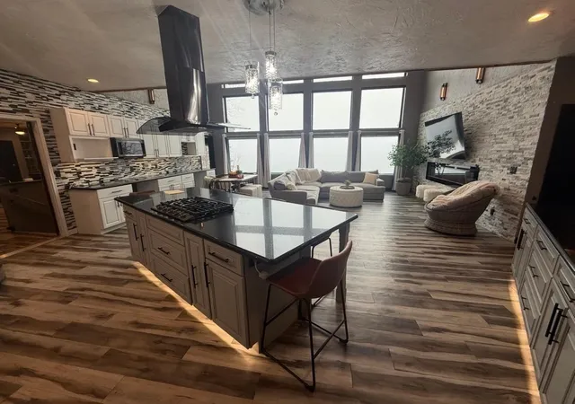 Photo 4 of Single family home for sale at 1430 Stoney Point Dr, Duluth, MN 55804 | MLS# 7150869 | Listing updated on 2026-09-30