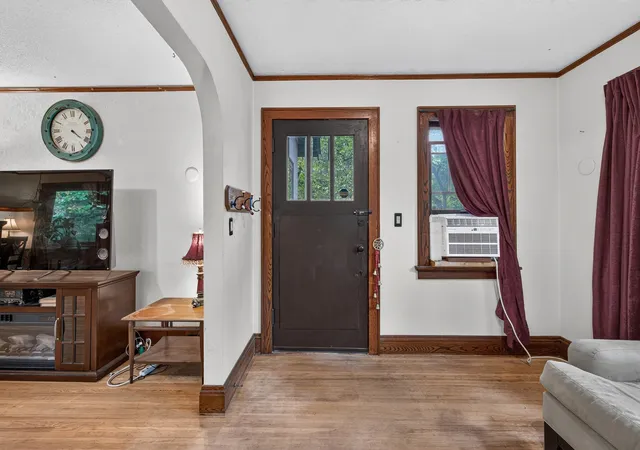 Photo 4 of Single family home for sale at 6382 Stillwater Blvd N, Saint Paul, MN 55128 | MLS# 7150871 | Listing updated on 2026-10-03