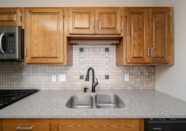 Photo 4 of Condo for sale at 8121 34th Avenue S #308, Bloomington, MN 55425 | MLS# 7150877 | Listing updated on 2026-10-03