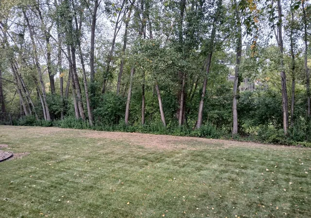 Photo 3 of Single family home for sale at 9040 Parkside Dr, Saint Paul, MN 55125 | MLS# 7150889 | Listing updated on 2026-10-03