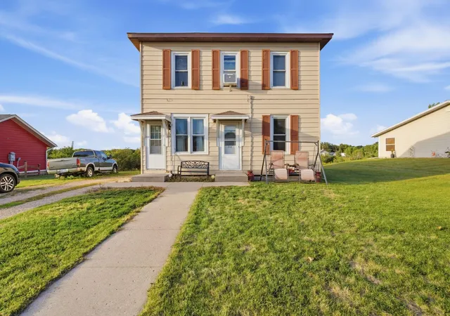 Photo 2 of Multi family home for sale at 316 Sw 3 Avenue, New London, MN 56273 | MLS# 7150891 | Listing updated on 2026-09-28