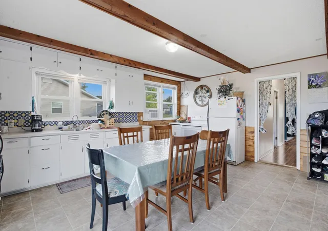Listing Photo 5 - Condo for sale in building located at 316 SW 3rd Ave, New London, MN 56273