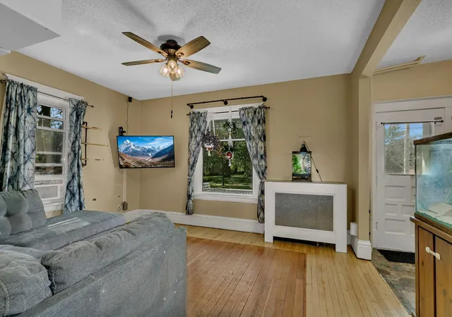 Photo 4 of Single family home for sale at 624 7th Avenue N, Saint Cloud, MN 56303 | MLS# 7150921 | Listing updated on 2026-10-07