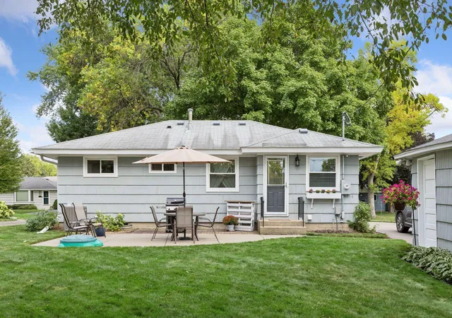 Photo 3 of Sale Pending at 2510 Oregon Ave S, Minneapolis, MN 55426 | MLS# 7150934 | Listing updated on 2026-10-16