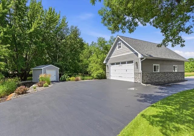 Photo 3 of Single family home for sale at 17424 Staples St Ne, Andover, MN 55304 | MLS# 7150941 | Listing updated on 2026-10-08