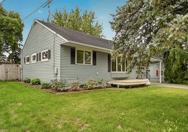 Photo 1 of Single family home for sale at 181 E 7th Street, Zumbrota, MN 55992 | MLS# 7150944 | Listing updated on 2026-10-03