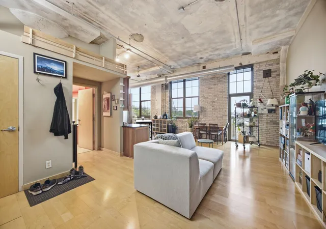 Condo for sale at 1901 E Hennepin Ave #303, Minneapolis, MN 55413 | MLS# 7150949