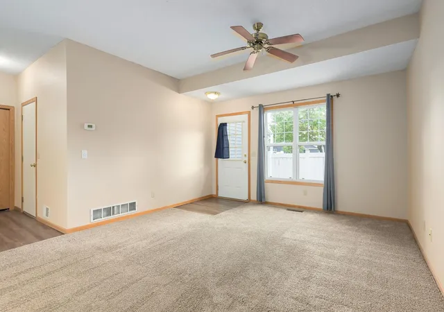 Photo 3 of Single family home for sale at 450 Hickory Ln, Saint Paul, MN 55128 | MLS# 7150950 | Listing updated on 2026-09-27