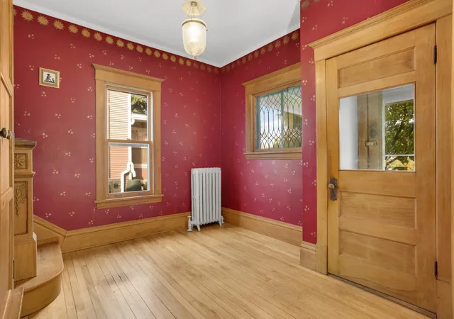Photo 3 of Single family home for sale at 207 W 34th Street, Minneapolis, MN 55408 | MLS# 7151001 | Listing updated on 2026-10-01