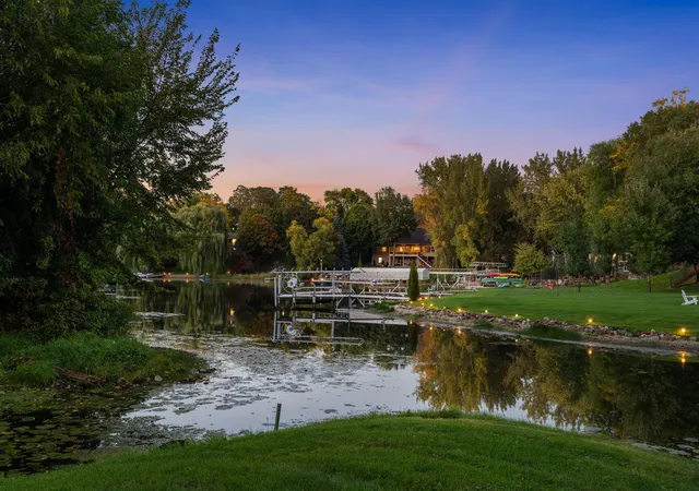 Photo 2 of Single family home for sale at 230 Maple Is Rd, Burnsville, MN 55306 | MLS# 7151003 | Listing updated on 2026-10-08