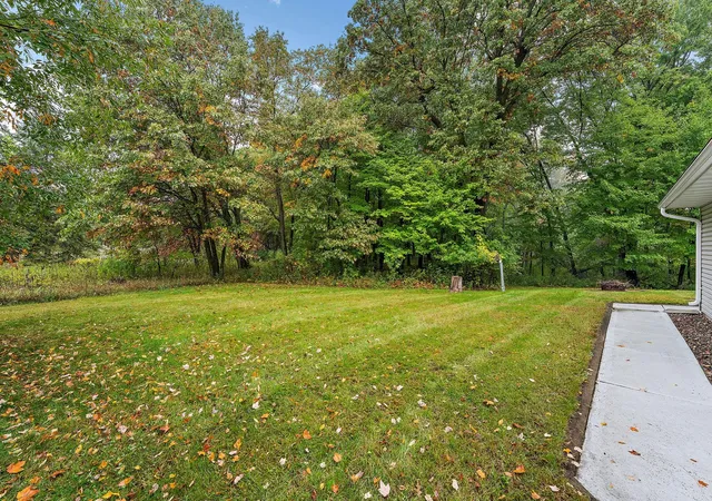 Photo 3 of Single family home for sale at 20332 Austin St NE, Cedar, MN 55011 | MLS# 7151005 | Listing updated on 2026-10-07