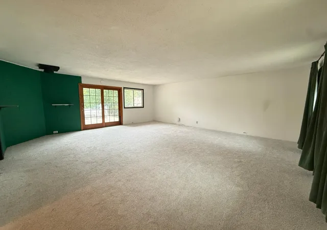 Photo 2 of Single family home for sale at 814 Meyer St N, Saint Paul, MN 55119 | MLS# 7151012 | Listing updated on 2026-10-04
