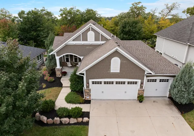 Photo 1 of Single family home for sale at 6292 Montee Dr, Eden Prairie, MN 55344 | MLS# 7151015 | Listing updated on 2026-10-06