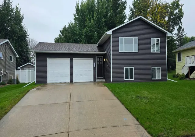Photo 1 of Single family home for sale at 216 2nd Street Ne, Clarks Grove, MN 56016 | MLS# 7151016 | Listing updated on 2026-10-04