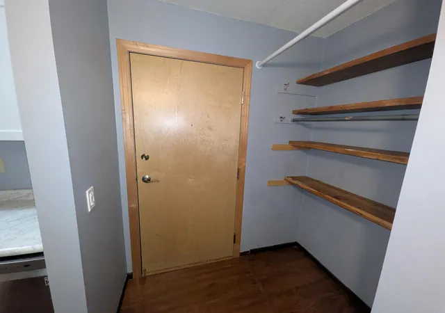 Photo 2 of Condo for sale at 4436 Cedar Lake Rd S #5, Minneapolis, MN 55416 | MLS# 7151051 | Listing updated on 2026-10-05