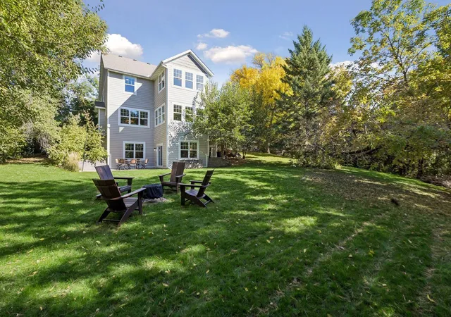 Photo 2 of Single family home for sale at 4716 Fairhills Rd W, Minnetonka, MN 55345 | MLS# 7151055 | Listing updated on 2026-10-22