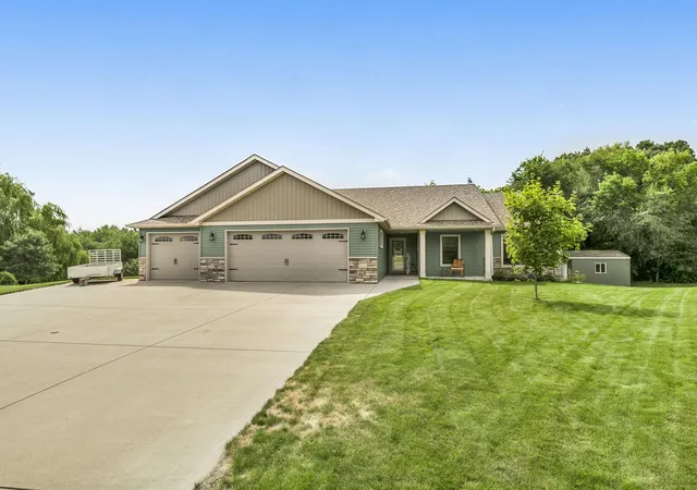 Photo 2 of Single family home for sale at 1244 Washington Ct, Sartell, MN 56377 | MLS# 7151060 | Listing updated on 2026-10-02