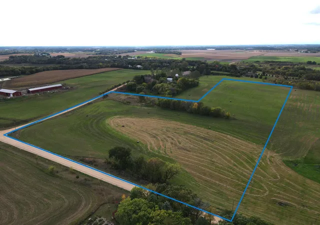 Photo 2 of Land for sale at Tbd 233rd Street, Prior Lake, MN 55372 | MLS# 7151065 | Listing updated on 2026-10-06