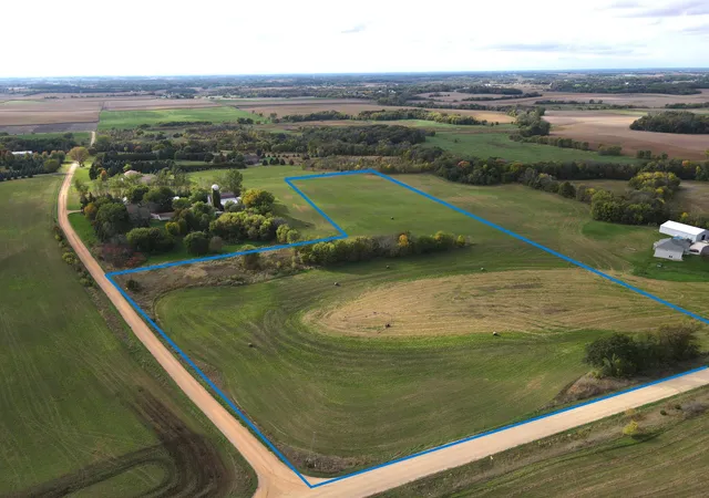 Photo 4 of Land for sale at Tbd 233rd Street, Prior Lake, MN 55372 | MLS# 7151065 | Listing updated on 2026-10-06