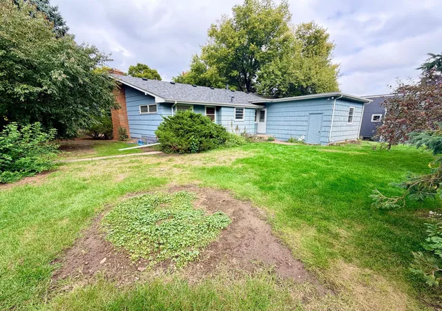 Photo 3 of Single family home for sale at 4713 Virginia Ln, Minneapolis, MN 55424 | MLS# 7151071 | Listing updated on 2026-10-02