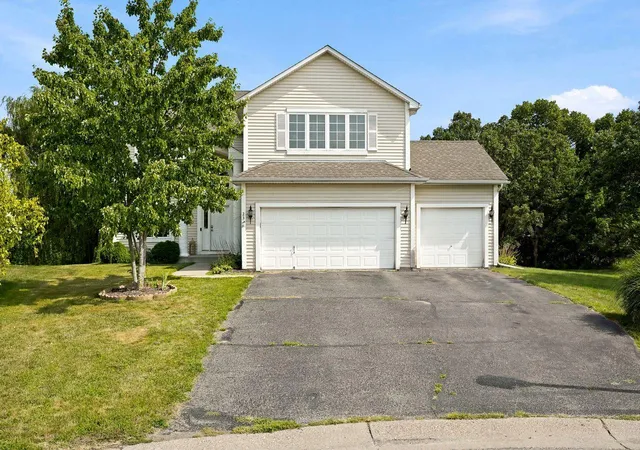 Photo 2 of Single family home for sale at 237 Adam Cir, Carver, MN 55315 | MLS# 7151078 | Listing updated on 2026-09-28