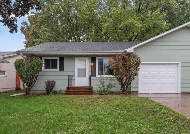 Photo 2 of Multi family home for sale at 441 Skillman Ave E, Saint Paul, MN 55117 | MLS# 7151082 | Listing updated on 2026-10-17