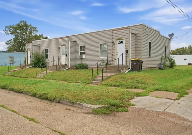 Photo 2 of Multi family home for sale at 407 E 6th Street, Fairmont, MN 56031 | MLS# 7151086 | Listing updated on 2026-09-30