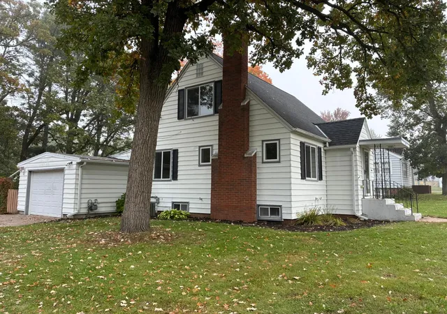 Photo 1 of Single family home for sale at 713 1st Avenue Ne, Little Falls, MN 56345 | MLS# 7151087 | Listing updated on 2026-09-30